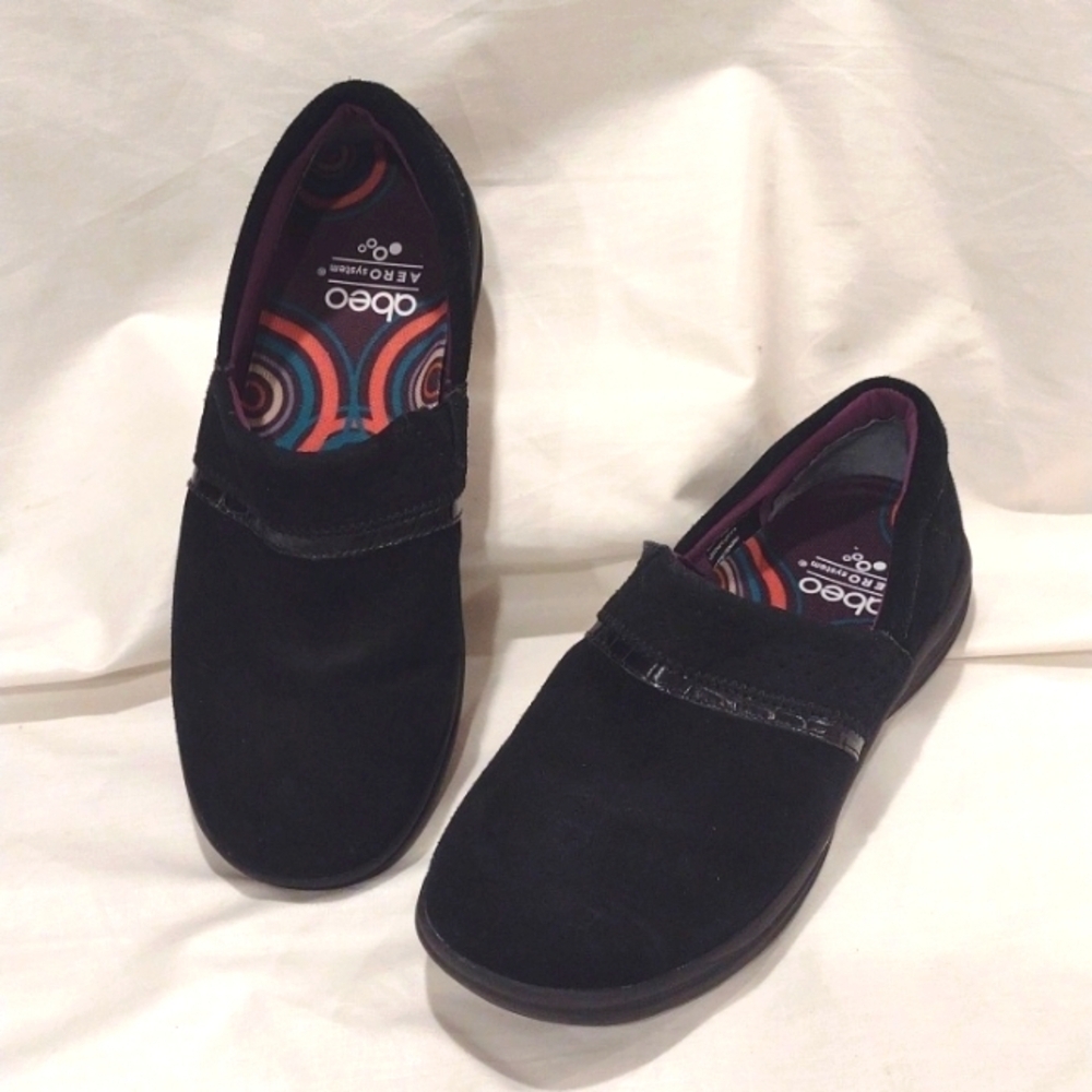 Abeo Cinda Gray Suede Leather Slip On Comfort Shoes Women's SIze 7 Medium NWOB
